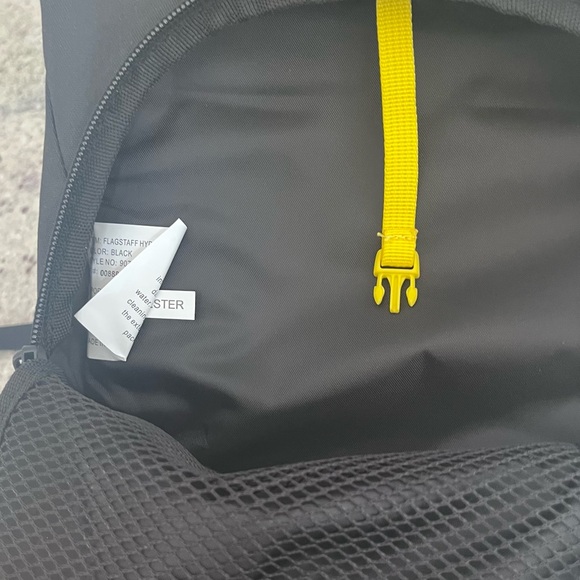 Hydration backpack - Picture 3 of 4